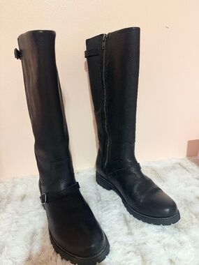 Ariat Black Mid-Shaft Leather-Upper Boot With Side Zipper & 2 Adjustable Buckles